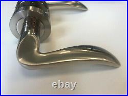 15x Dual finish interior lever handle on round rose with fixing and spindle