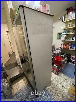Caravell Commercial Double Door Display Chiller GOOD WORKING CONDITION