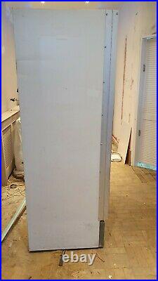 Caravell commercial double door fridge. Very good and working condition
