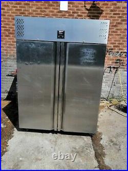 Upright double door fridge/chiller commercial very good WILLIAMS # JS 158
